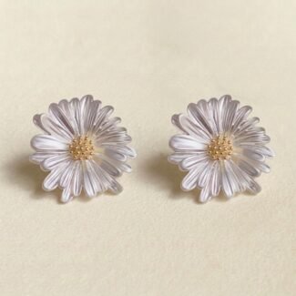 Metal Daisy s925 Silver Needle Earrings