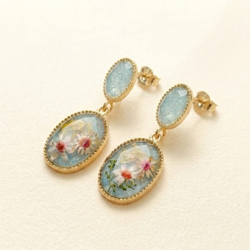 Monet Collection Amber Daisy Dried Flower Earrings