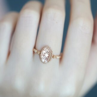Ring Crystal Quartz - Carved Crystal Rose, gold