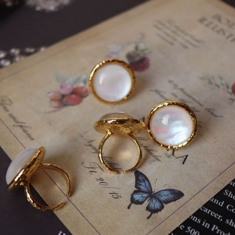 Ring Pearl - French Seine Nacre, gold